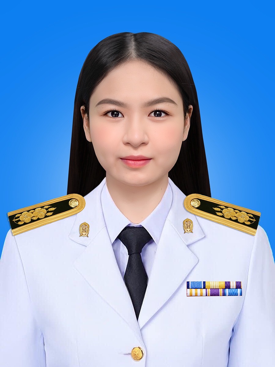 นางสาววารี สายจันใส